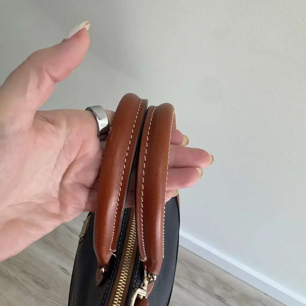 Dooney & Bourke Pebble Grain Zip Zip Satchel in navy NWOT #VW